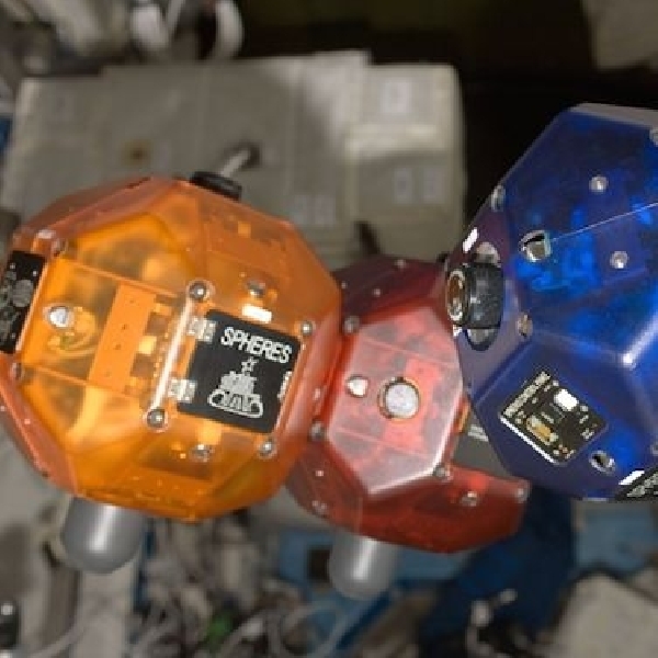Smartphone Google akan dampingi Satelit NASA menjelajah luar angkasa