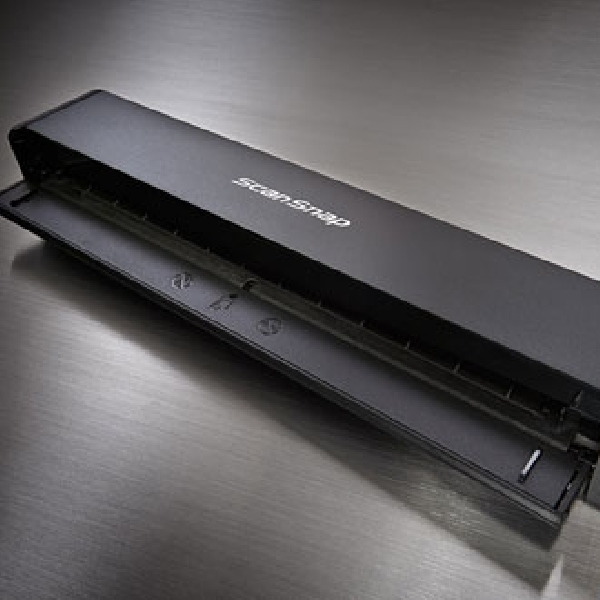 Fujitsu ScanSnap iX100, Scanner Tercepat dan Teringan di Dunia