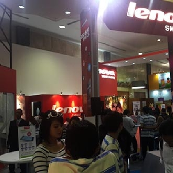 Smartphone Lenovo Seri Hemat Laku Keras Di Indocomtech 2014  