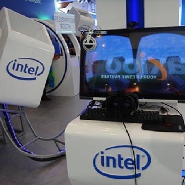 Mencoba Keseruan Oculus Rift di Indocomtech 2014