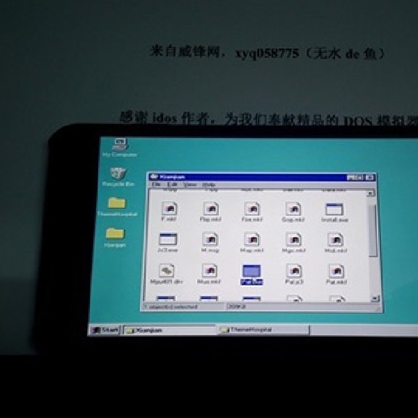 Hacker Ini Mampu Jalankan Windows 98 Di iPhone 6 Plus